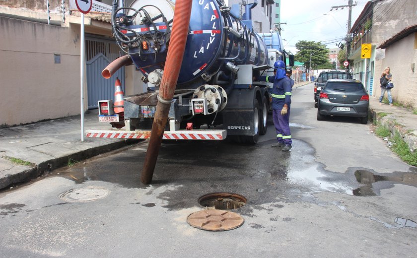 Mais de 385 toneladas de lixo são retirados das galerias de águas pluviais