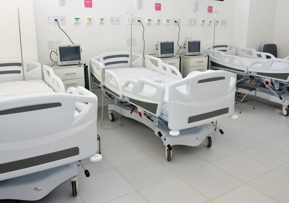 Mais 79 leitos exclusivos para Covid-19 são abertos após aumento dos casos em Alagoas