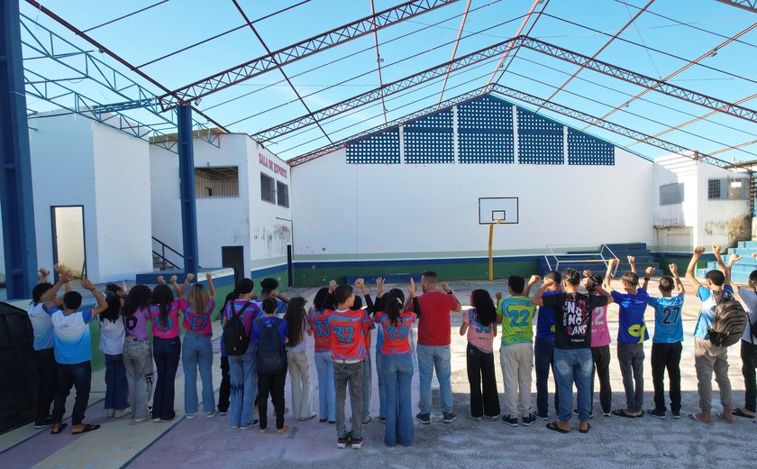 Semed abandona escola na parte alta de Maceió