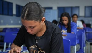 Rede estadual conquista 45 medalhas nas olimpíadas alagoanas de Química, Matemática e Quimeninas