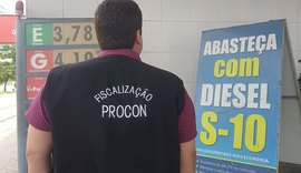 Procon Maceió fiscaliza postos de combustíveis e orienta consumidores