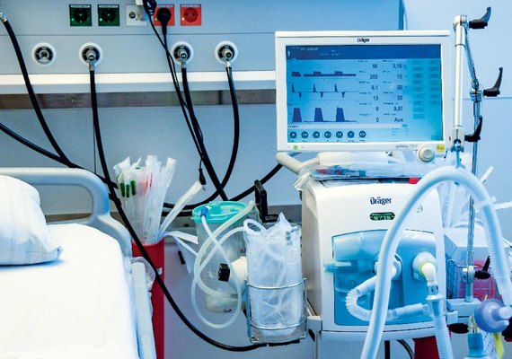 Polícia Federal faz operação e apura fraude em compra de respiradores pulmonares