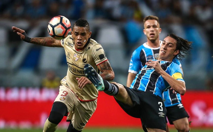 Grêmio perde, mas garante vaga na final da Libertadores
