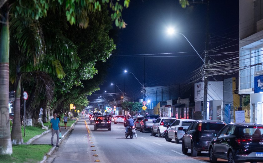 Conjunto Graciliano Ramos vai receber iluminação 100% em LED
