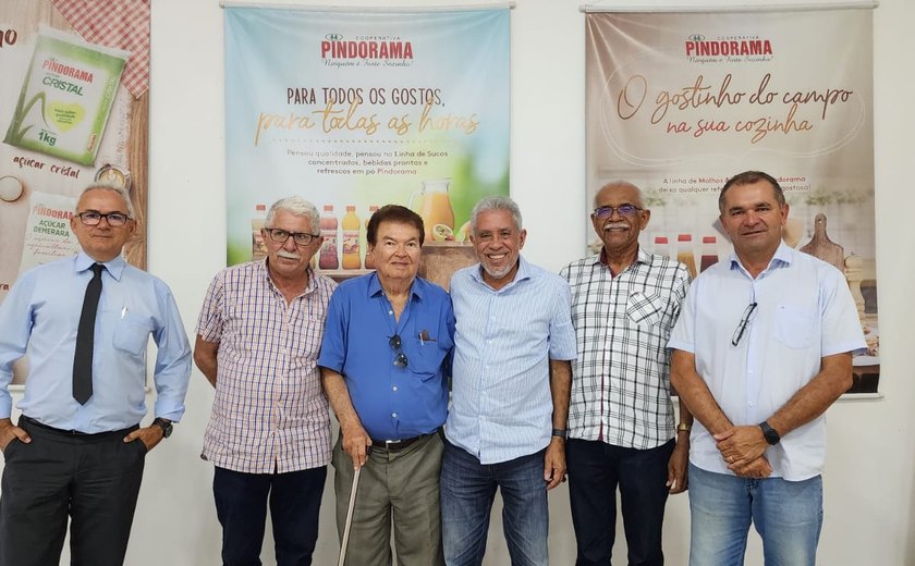Diretoria da Cooperativa Pindorama recebe presidente do Grupo Coringa