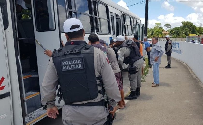 Assaltos a ônibus tem queda de 38% em Maceió