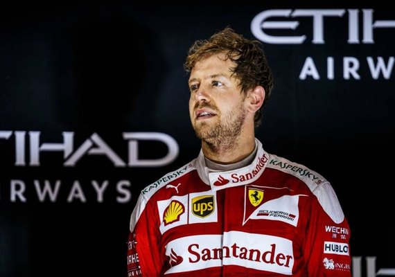 Vettel nega que irá para a Mercedes e fala de contrato com a Ferrari