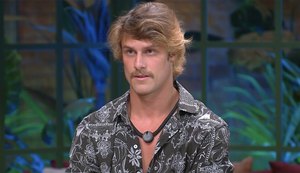 Quem saiu em A Fazenda? Matheus é eliminado em oitava roça