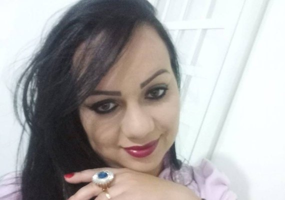 Cabeleireira simula sequestro, viaja com amante e é indiciada junto com ele