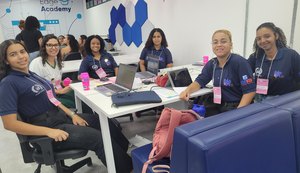 Estudantes da rede estadual participam de maratona de inovação para mulheres