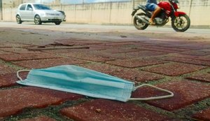 Impactos ambientais do descarte de máscaras podem durar anos