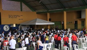 Pastor Luiz Hamilton realiza mutirão de ação social e beneficia população carente do Benedito Bentes