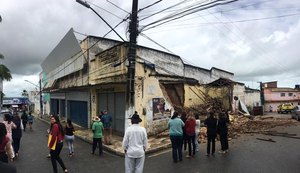 Prédio desaba em Palmeira dos Índios e prefeitura está em alerta por causa das chuvas