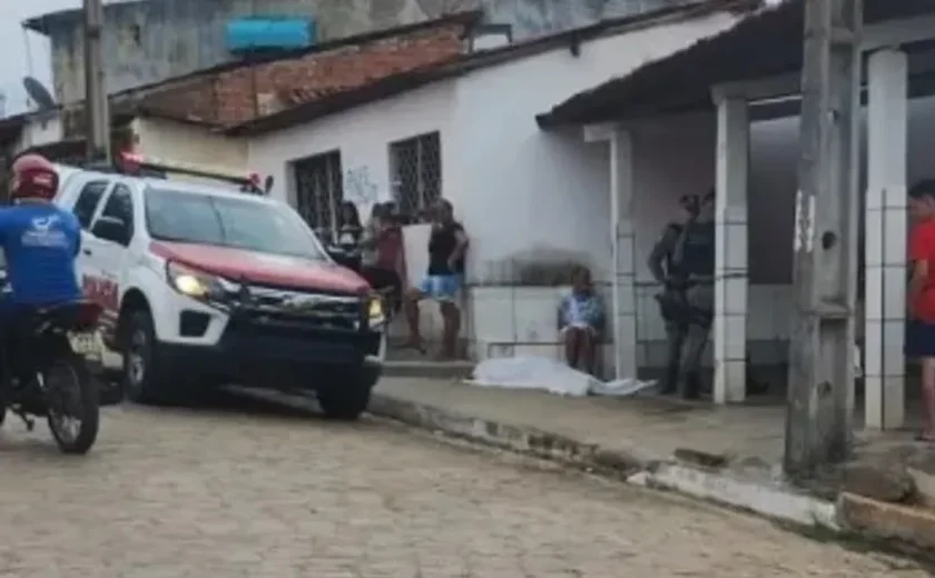 Homem é morto em desentendimento durante partida de baralho em bar