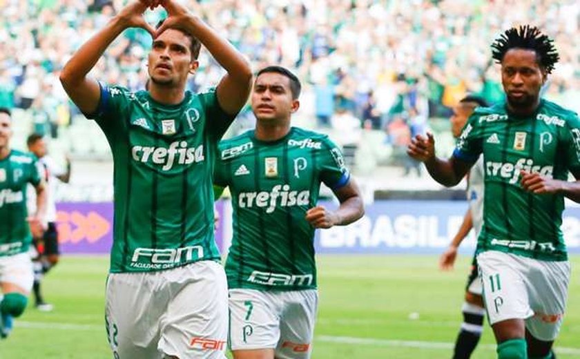 Palmeiras desencanta como visitante e faz quatro no Bahia em Salvador