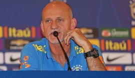 Taffarel: 'Copa com árbitro de vídeo poderá ter mais pênaltis'