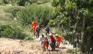 Corpo de Bombeiros resgata corpo de homem morto durante troca de tiros com a polícia