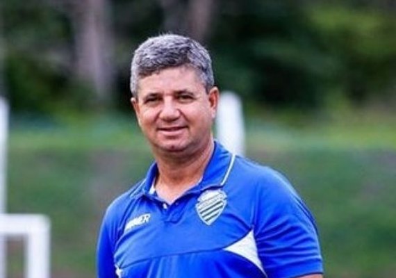 Técnico Ney da Matta, que comandou o CSA em 2017, morre aos 52 anos