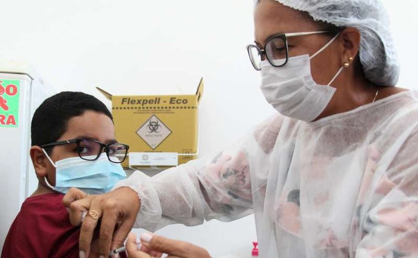 Prefeitura de Coruripe inicia vacinação contra Covid-19 de crianças de 5 a 11 anos
