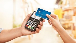 Pagamento com cartão de crédito até por aproximação sem usar senha será de até R$ 200