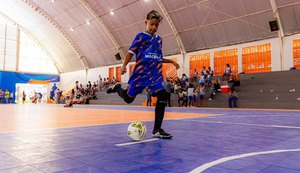 Atividade esportiva reúne 300 alunos no Gigantão Vila Olímpica