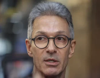 Zema propõe saída do Brics e redução de supersalários e de impostos