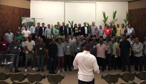 Produtores de coco de Alagoas em defesa da cadeia produtiva