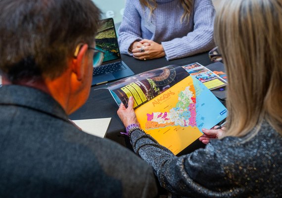 Setur promove Destino Alagoas no Roadshow Visit Nordeste 2025