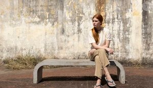 Série 'Tremembé' faz loja de Suzane von Richthofen bombar