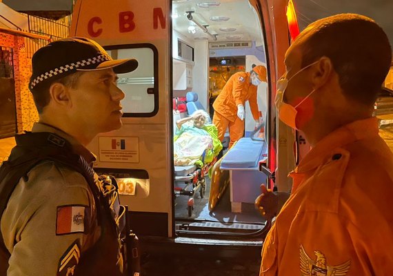 Ação integrada resgata idosa de 86 anos que estava abandonada em residência no Prado