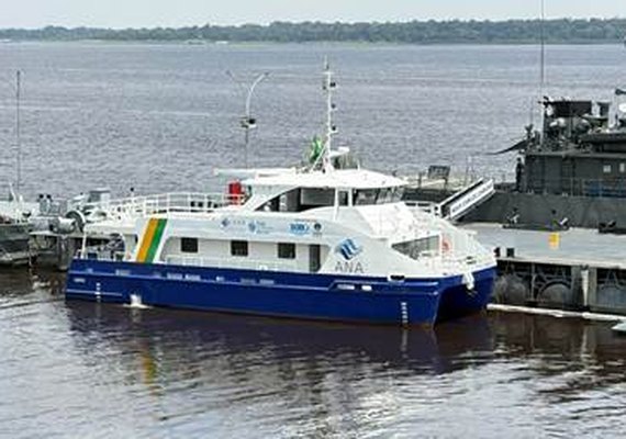 ANA e Marinha lançam embarcação Uiara para reforçar monitoramento hidrológico na Amazônia
