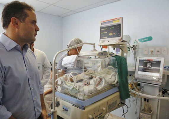 Governo de Alagoas dobra número de leitos de neonatologia na Santa Mônica