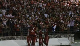 CRB vence Goiás no Estádio Rei Pelé e fica perto da permanência na Série B