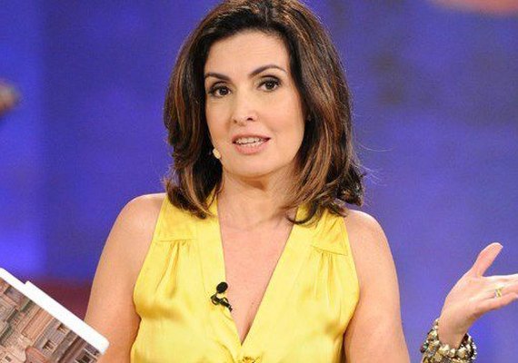 Fátima Bernardes faz cirurgia para tratar câncer no útero