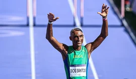 Alison dos Santos e Matheus Lima vão à semi dos 400m com barreiras