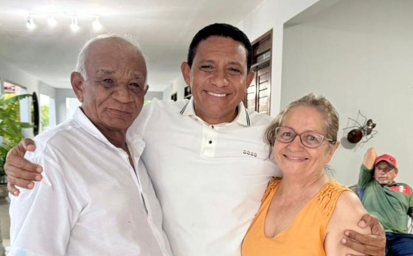 'Imperador'  consolida força política e recebe adesão de peso em Estrela rumo a Brasília