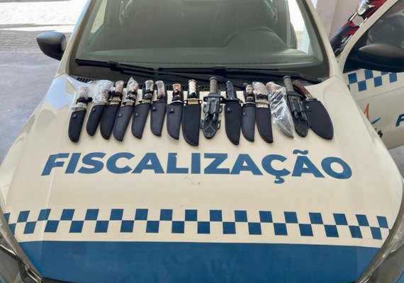 Segurança Cidadã apreende 15 facas durante fiscalização na orla de Maceió