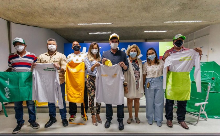 Sedetur entrega kits de praia padronizados para ambulantes da Ponta Verde