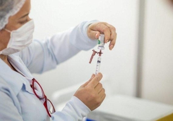 Saúde de Maceió abre sala de vacinação no Pam Salgadinho