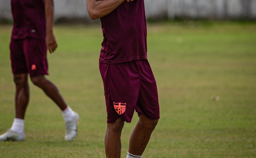 CRB tem desfalque no meio-campo contra o Londrina