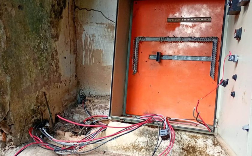 Furto de cabos volta a afetar abastecimento de água em Riacho Doce, em Maceió