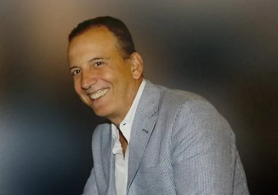 Banqueiro brasileiro bilionário listado na Forbes é achado morto junto com esposa