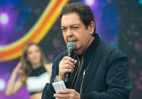 Faustão é extubado e respira sem ajuda de aparelhos após transplante de coração