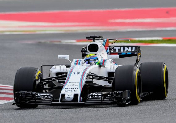 Bottas e Felipe Massa se destacam e lideram manhã de testes na Espanha