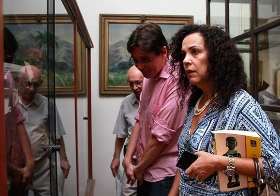 Exposição sobre matriz africana em Alagoas atrai visita da presidente do Iphan