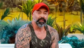 Humorista de 'A Praça é Nossa' é condenado por abusar sexualmente da filha de 7 anos