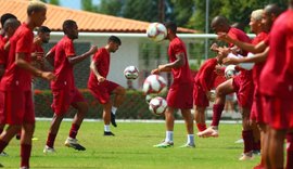 CRB tenta ser primeiro do grupo diante do Fortaleza no Castelão