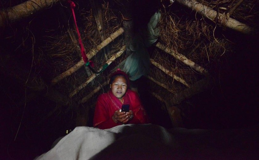 Ritual hindu força mulheres nepalesas a viver um 'exílio menstrual'