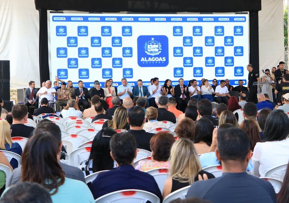 Vídeo: Governo de AL inaugura Cadeia Pública em Maceió e entrega equipamentos para o sistema prisional