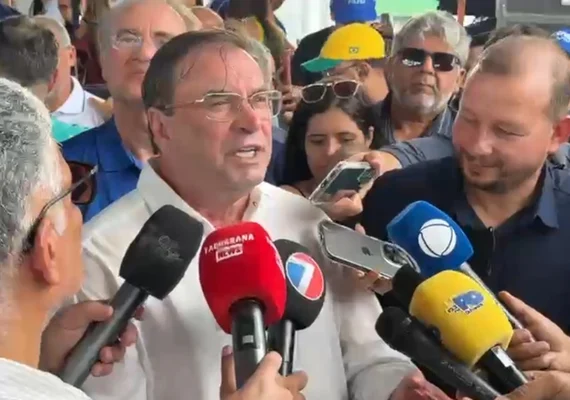 Luciano Barbosa desmente Célia Rocha e reafirma apoio a Renan Filho